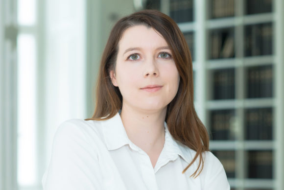 Foto von Mag.a. Katharina Regitnig Portrait und Beitragsbild von Mag.a Katharina Regitnig